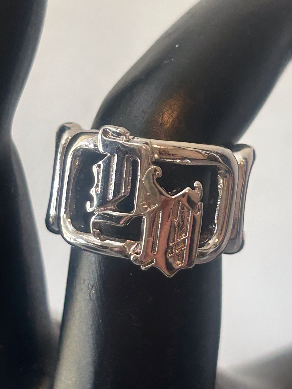 Versace Donatella Collection Ring - Picture 10 of 10